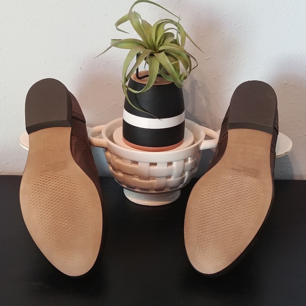 Clarks Indigo sz7 Charlie Cap Tied Loafer - Picture 3 of 5